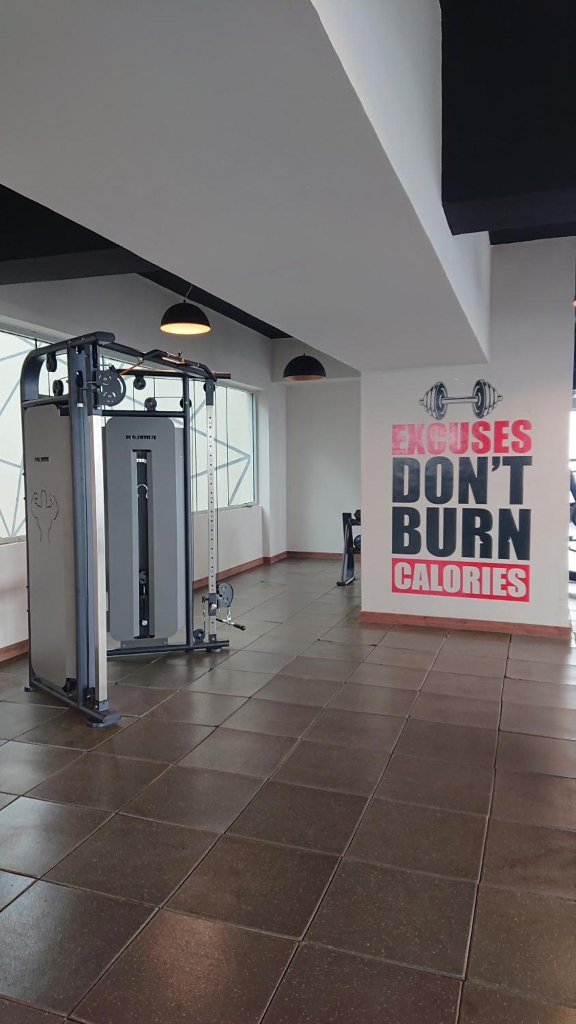 شقة Luxury Skynest With Gym And Pool In Westlands نيروبي المظهر الخارجي الصورة
