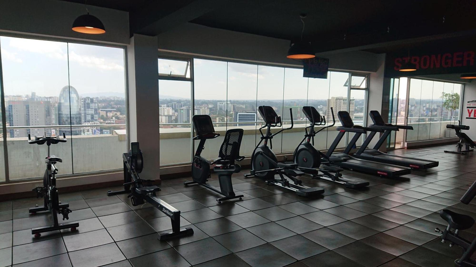شقة Luxury Skynest With Gym And Pool In Westlands نيروبي المظهر الخارجي الصورة